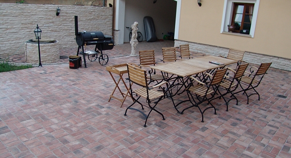 Paving on Terraces